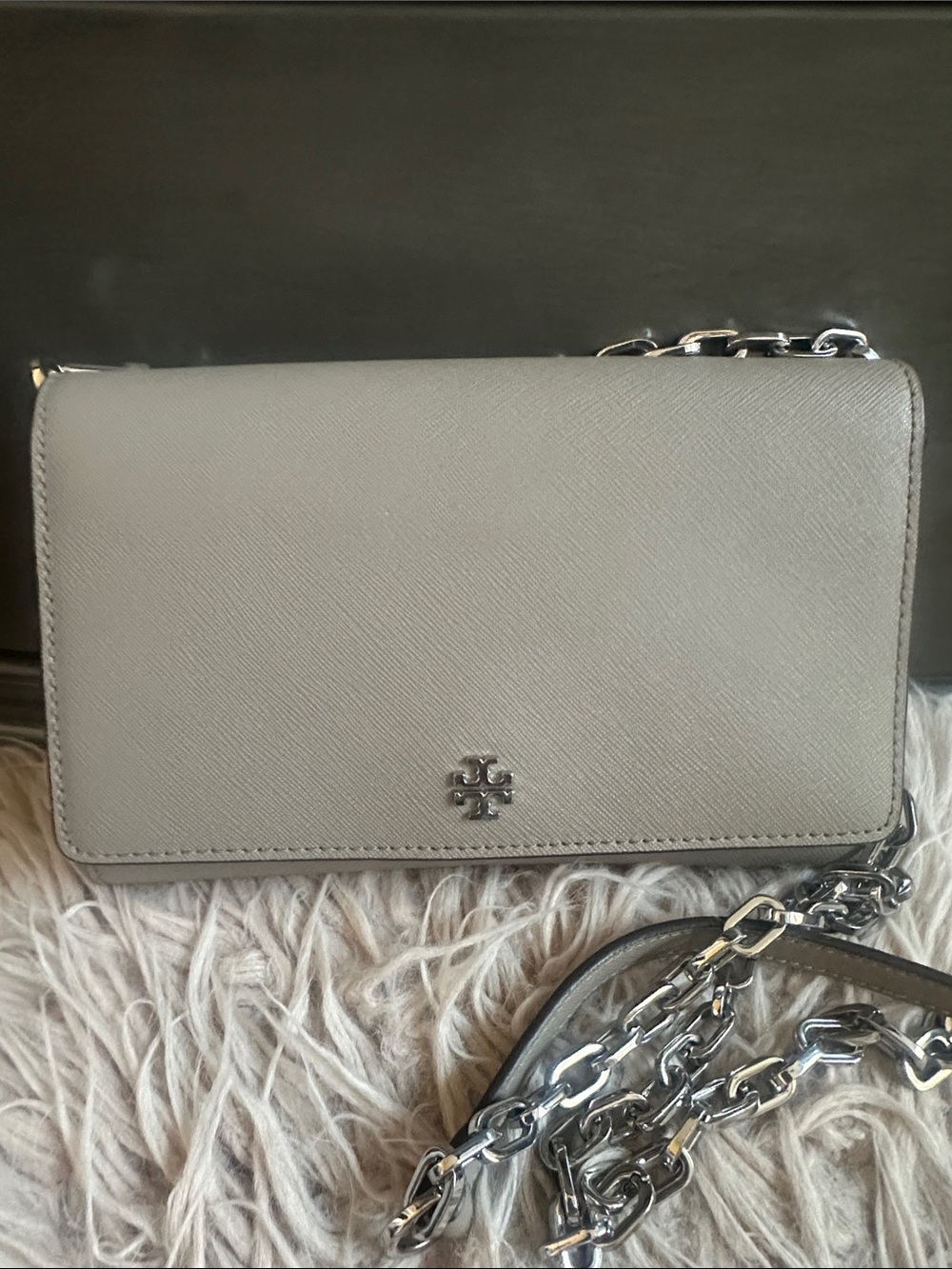 Tory Burch  Saffiano Chain Crossbody Wallet